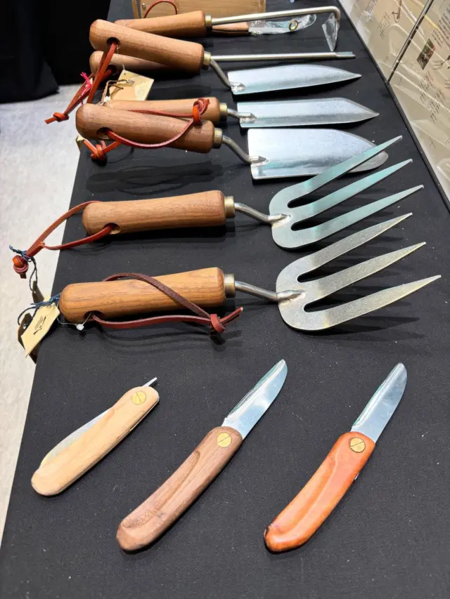 忍者武器(熊手) 手甲鉤・手甲カギ＜忍者・熊の手・隠し武器＞ - 美術*刀剣*専門